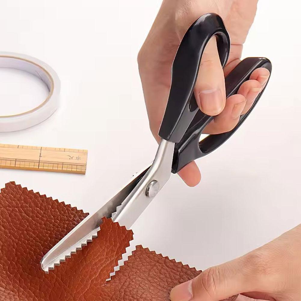Art And Craft Zig Zag Scissors - กรรไกรตัดเย็บผ้า แบบซิกแซก กรรไกรตกแต่งขอบผ้า กรรไกรตัดผ้าแบบหยัก สำหรับงานตัดเย็บเสื้อผ้า งานศิลปะ