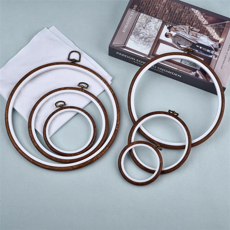 รอบรูปไข่สีไม้เย็บปักถักร้อยสะ - Embroidery Hoop Kit บทวิจารณ์และราคา